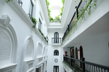 Paul Chabot Hotel Отели в г. Хайфон