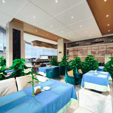 Luzhou Gulin LangKun Hotel