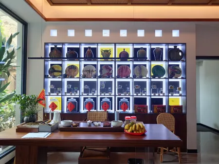 Chaozhou Shangyin Hostel (Pai Fang Street Ngee On Branch) Отели рядом с достопримечательностью «Hanshanshifan College»