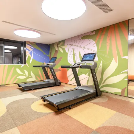Orange Hotel (Xichang Qionghai 17du Huoba Square)