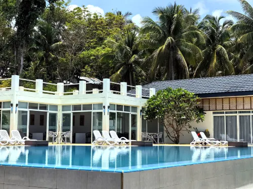 Blue Joys MSR Hotels in Lazi