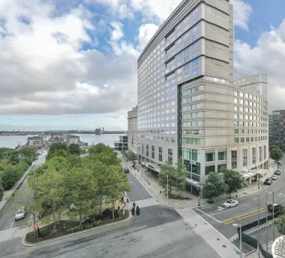 Renaissance Boston Seaport District Hoteles en 