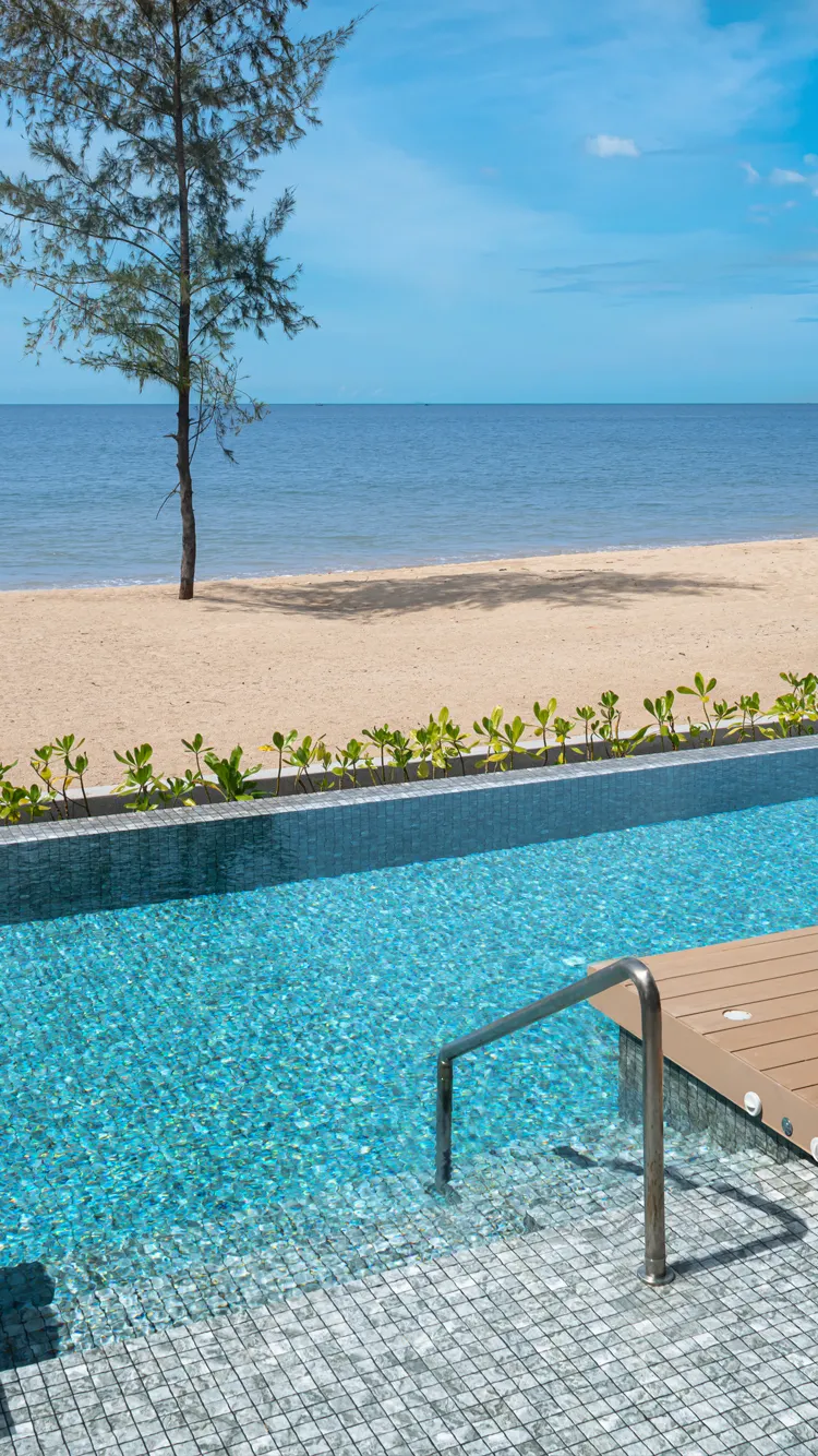 วิลล่าสระว่ายน้ำ 1 ห้องนอนพร้อมทางเข้าชายหาด