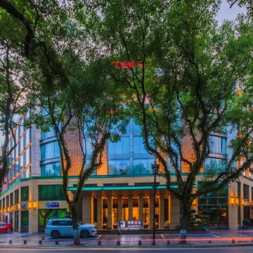 Jolie Vue Bontique Hotel(Elephant Trunk Hill and Two Rivers and Four Lakes )
