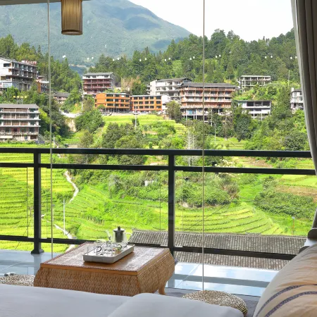 Xinyijing Hotel (Longsheng Longji Terraces)