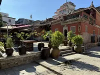 Linqiug Ge Qingfeng She Homestay (Shishi Chenghuangmiao Pedestrian Street)