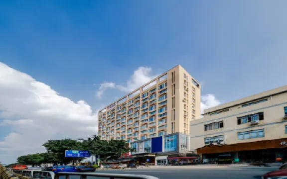 Zsmart Hotel (Foshan Nanhai District Financial High-tech Zone) โรงแรมในฝอซาน