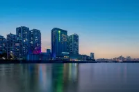 Holiday Inn Neijiang Riverside