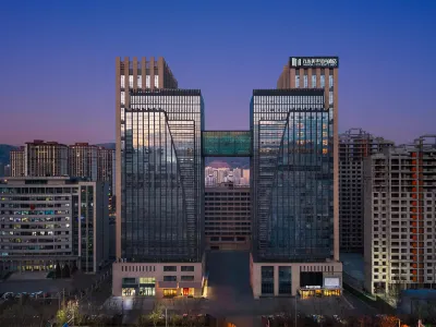 Wanda Moments Neo, Xining Kunlun East Road Hotels in Bayi Road Passenger Station Area