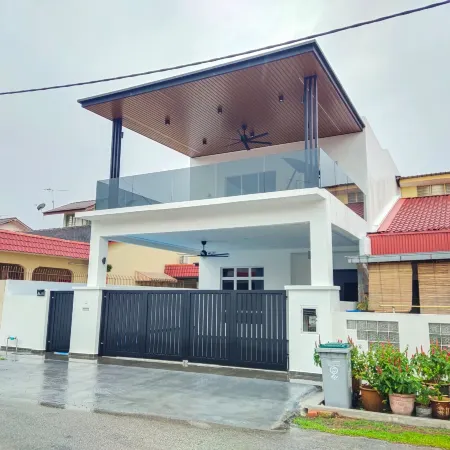 UjongPasir ModenHouse - Karaok/MsgChair/ArcadeGame