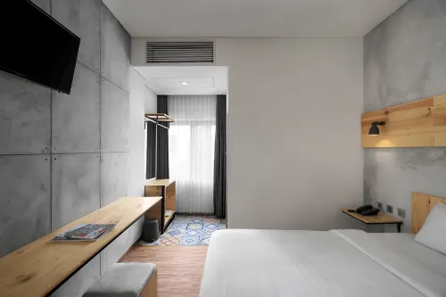 The Journey Hotel