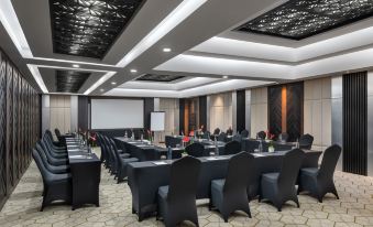 Pullman Bali Legian Beach