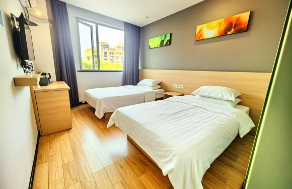 海泊酒店（朱涇汽車站東林寺店）