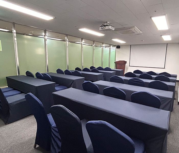 3. 라마다 프라자 ..