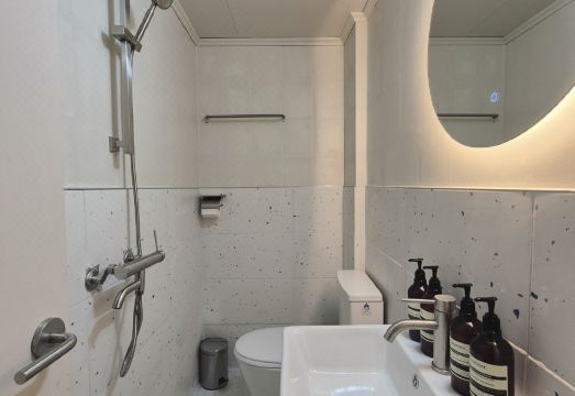 안온호스텔 외관