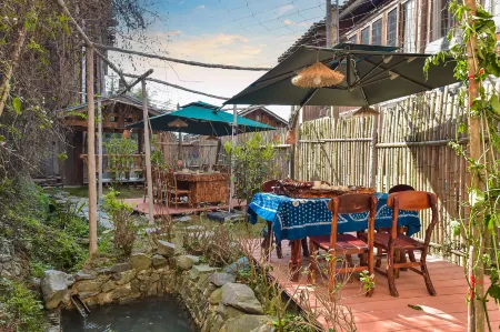 Hillside Retreat Отели рядом с достопримечательностью «Zhaoxing Dong Village»