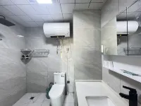 Jinyue Movie Homestay (Longmen High-Speed Railway Station Baolong Plaza) โรงแรมในลั่วหยาง