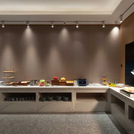 Rezen Retreat · Four Seasons Manju Hotel (Jiuzhaigou Tourist Center)