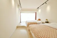 Orange and Tangerine Homestay (Nanping Pedestrian Street, Chuanxin Drum Tower Metro Station Branch)