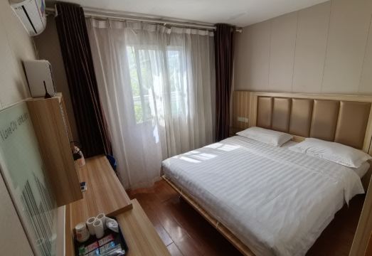 Huakun Hotel Wuhan Minyuan Hotel Overview