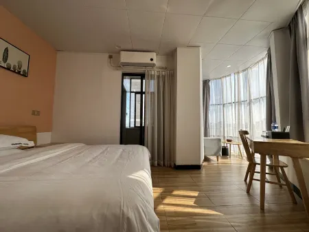 Zhuanjiao City Apartment (Shantou Huaqiao Middle School) Отели рядом с достопримечательностью «Kelong Trees Garden»