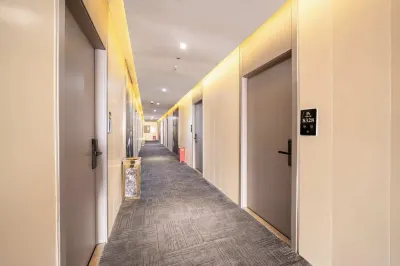 上海錦泰ホテル University of Shanghai for Science & Technology Gymnasium周辺のホテル