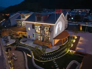 Uphill Pushe homestay