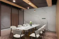 Mikoumi Hotel (Huanghua Airport T2 Terminal Dalu Village Subway Station) - Frühstück