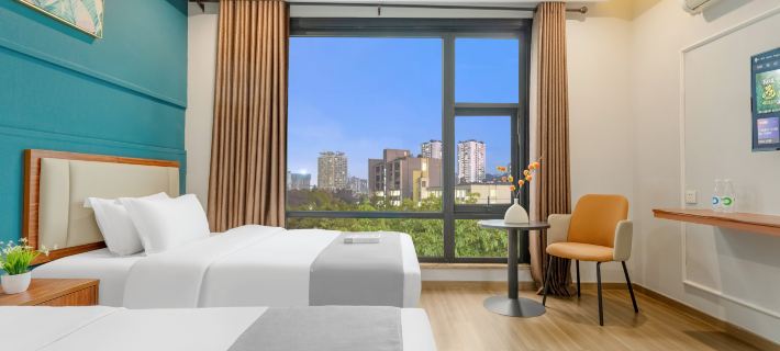 Holiday Inn Century Hotels in Luzhou