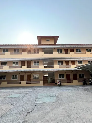 รูปภาพของจามจุรีเพลส