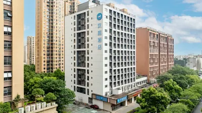 Block A, Zhonghao Xiang, Intersection of Yanjia Lane and Shuixiang Road Hotels in Hangzhou