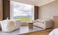 Skarl Homestay in Kangding City (Ta Gong Grassland Store)