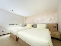 Qingshan Yunqi Hotel (Suizhou Yinxing Valley Resort Branch) - balcony