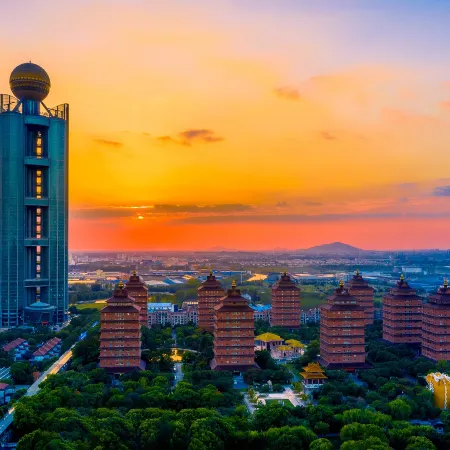 Long Wish Hotel International