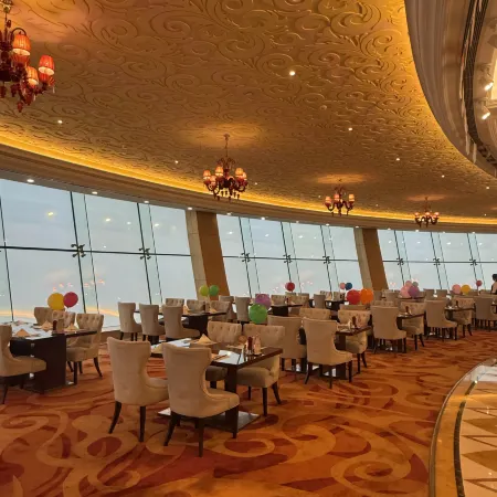 Long Wish Hotel International