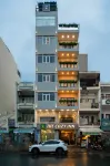 The Cozy Inn Hotel