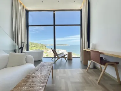 SIXPENCE Moonlight Seaview Homestay (Pingtan Huandao East Road) Hotels near Pingtan Island