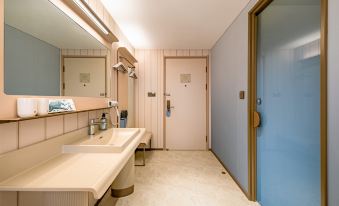 Hanting Hotel (Guiyang Xiaohe Jinjiang Road Metro Station Branch)