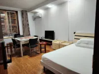 Qijiang Huadu Business Hotel