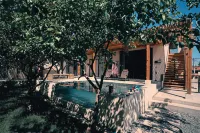 LinchuanshanShe·you/me+ Homestay - Pools