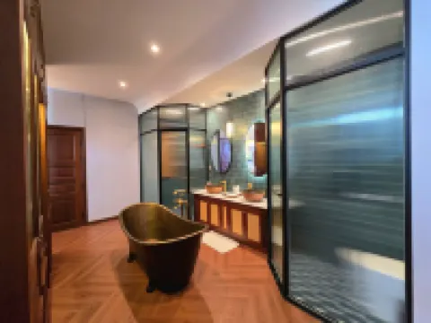 ลูเมียร์ วิลลา ฮิว