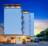 Quanshe Yunqi: Vista 270° Luxury Garden Designer Hotel (Zhuhai Jinwan Airport Branch) Zhuhai College of Science and Technology 주변 호텔
