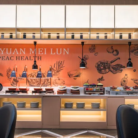 Longnan High-speed Railway Station Dongyuan Madsion Hotel