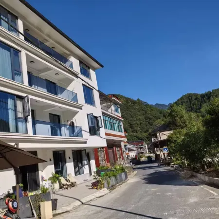 Tonglu | Zilin · Light Oxygen Forest Luxury Luxe · Mountain View Leisure Vacation Homestay