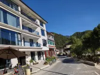 Tonglu | Zilin · Light Oxygen Forest Luxury Luxe · Mountain View Leisure Vacation Homestay - 2-Star