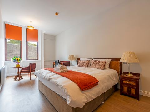 ザ ハズリット アパートメンツ