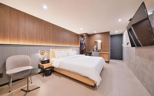 Suwon Hound Hotel