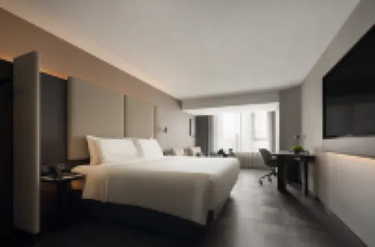 西安鐘鼓樓永寧門地鐵站亞朵飯店