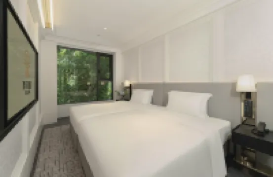 Puxuan Hotel (Xishuangbanna Jinghong Gaozhuang Xishuangjing Starlight Night Market Branch)​