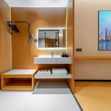 Rongjiang Saint Bailey Smart Hotel (Cun Chao Football Field Riverside Ecological Sports Park)